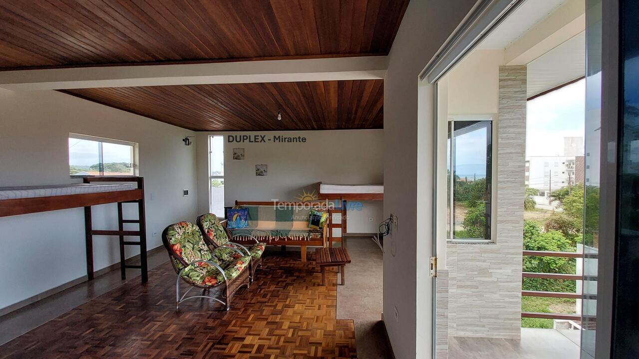 Apartamento para aluguel de temporada em Itapoá (Balneário Rio Gracioso)