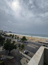 Apartment with a total view of Copacabana Beach