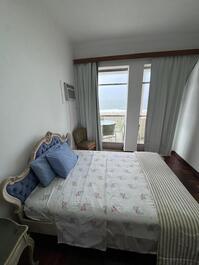 Apartment with a total view of Copacabana Beach