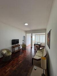 Apartment with a total view of Copacabana Beach