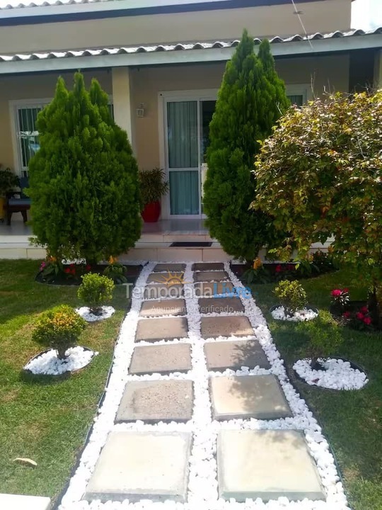 Casa para aluguel de temporada em Lauro de Freitas (Vilas do Atlantico)