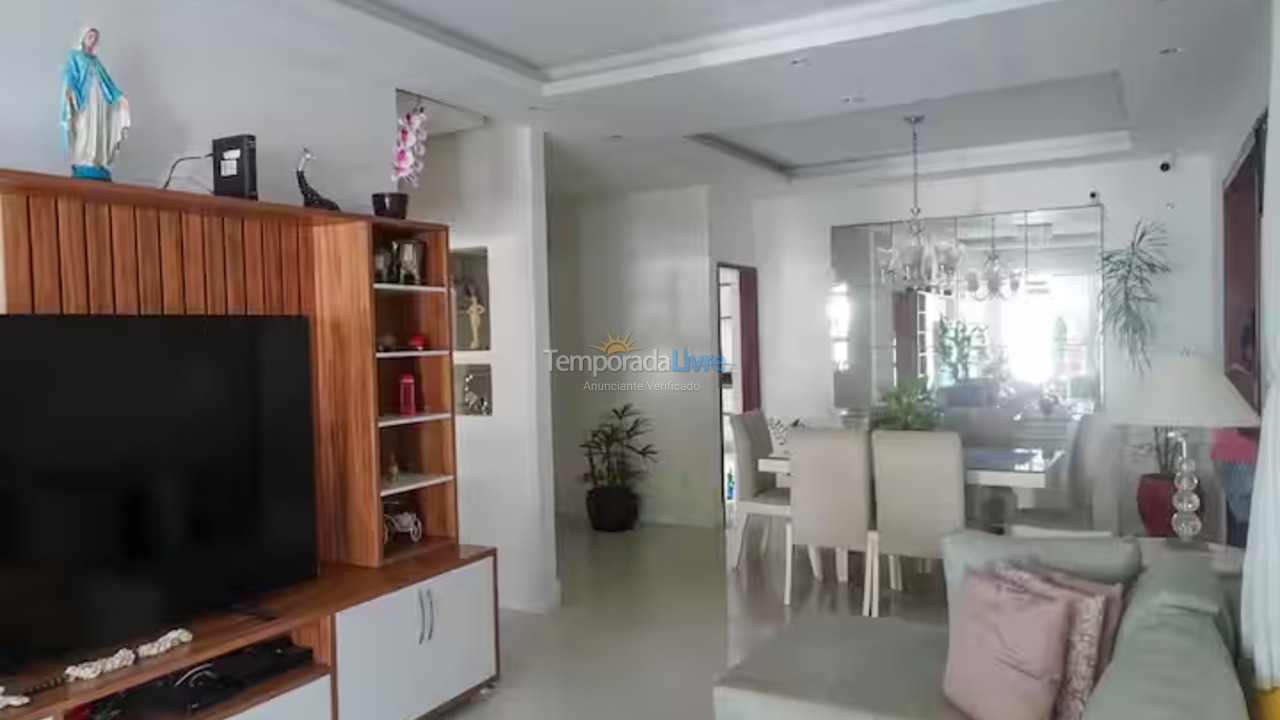 Casa para aluguel de temporada em Lauro de Freitas (Vilas do Atlantico)