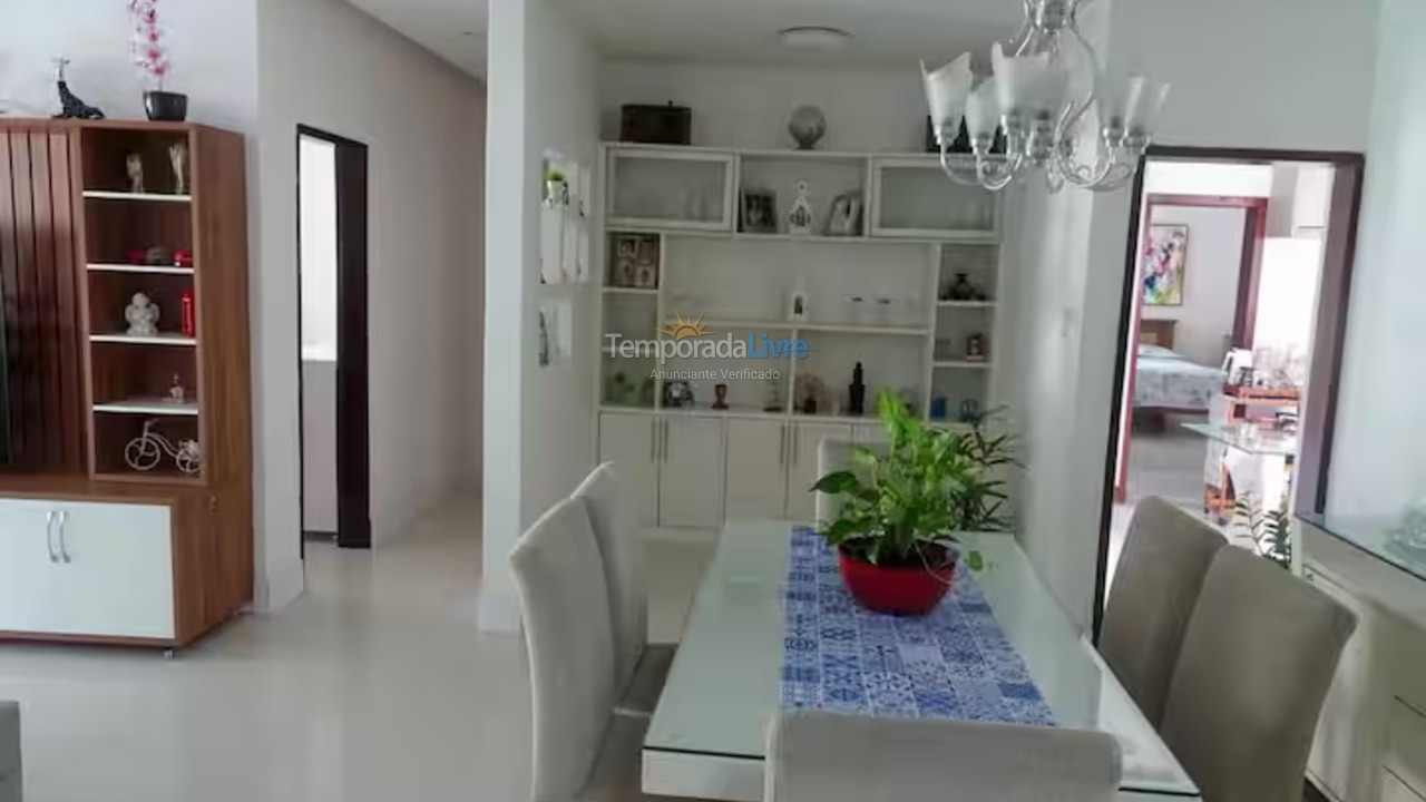 Casa para aluguel de temporada em Lauro de Freitas (Vilas do Atlantico)