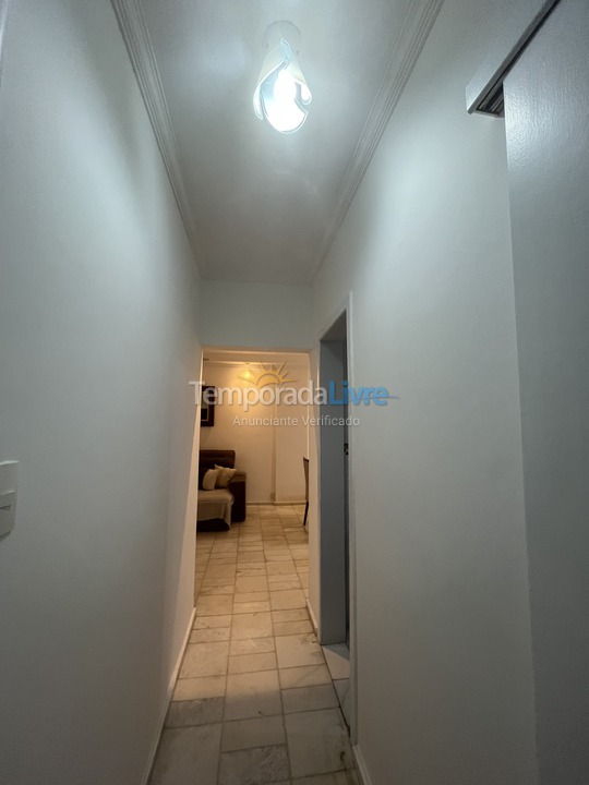 Apartamento para aluguel de temporada em Guarujá (Pitangueiras)