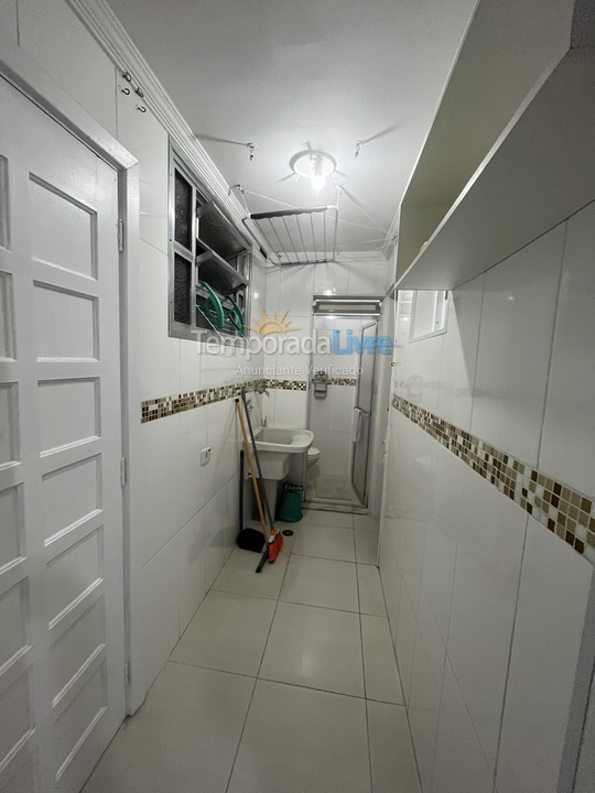 Apartamento para aluguel de temporada em Guarujá (Pitangueiras)
