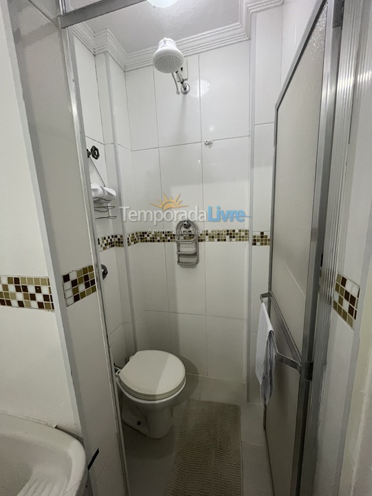 Apartamento para aluguel de temporada em Guarujá (Pitangueiras)