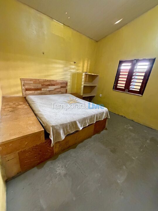 Casa para aluguel de temporada em Beberibe (Morro Branco)