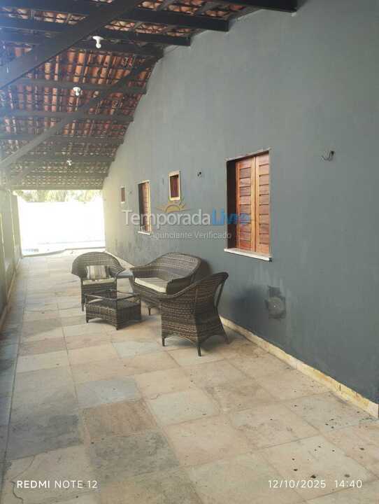 Casa para aluguel de temporada em Beberibe (Morro Branco)