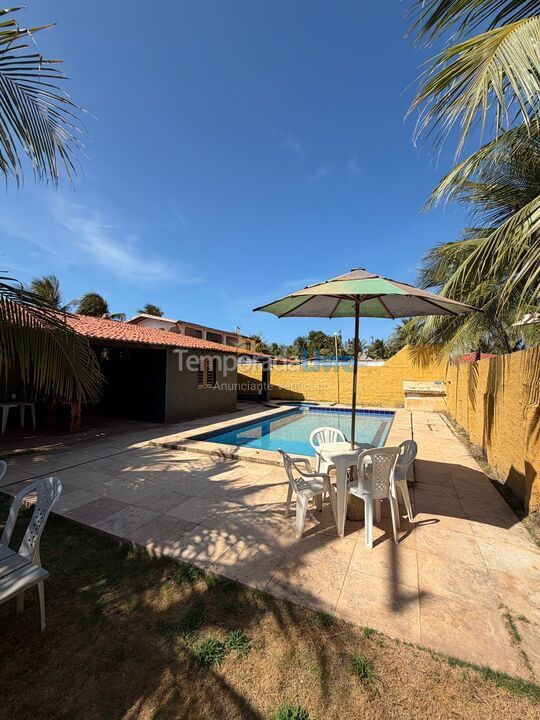 Casa para aluguel de temporada em Beberibe (Morro Branco)
