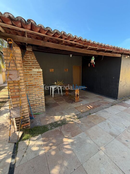 Casa para aluguel de temporada em Beberibe (Morro Branco)