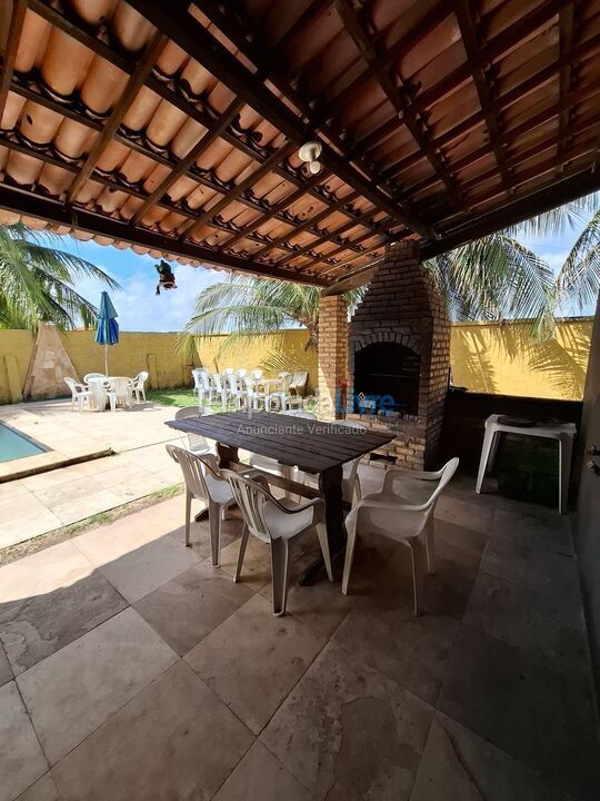 Casa para aluguel de temporada em Beberibe (Morro Branco)