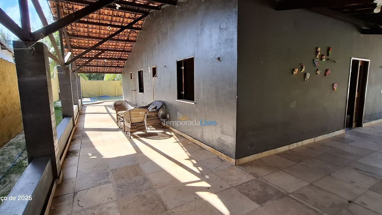 Casa para aluguel de temporada em Beberibe (Morro Branco)