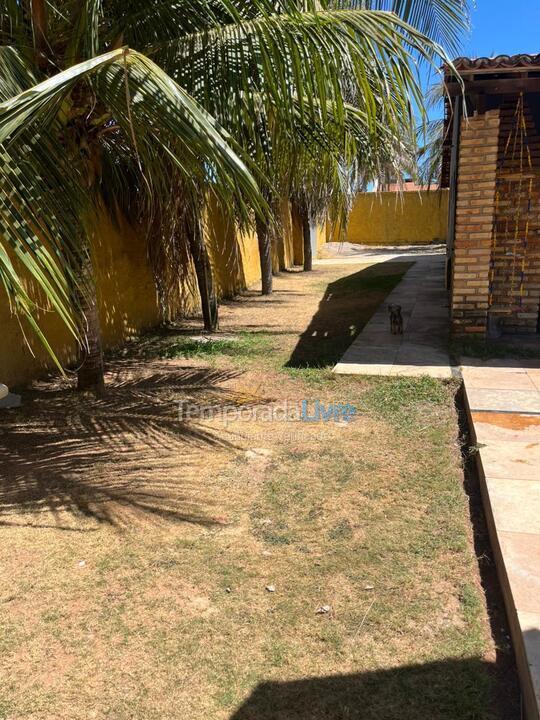 Casa para aluguel de temporada em Beberibe (Morro Branco)