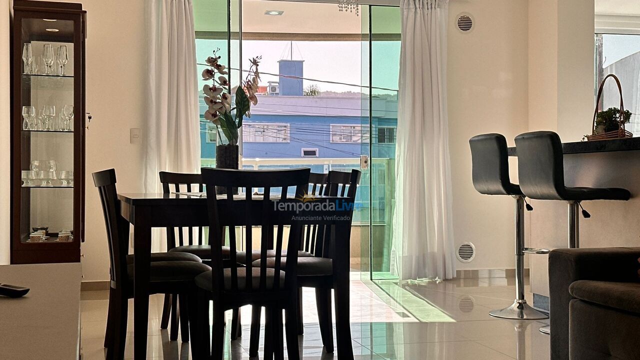 Apartment for vacation rental in Bombinhas (Praia de Bombas)