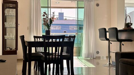 Apartment for 8 people near Bombas beach