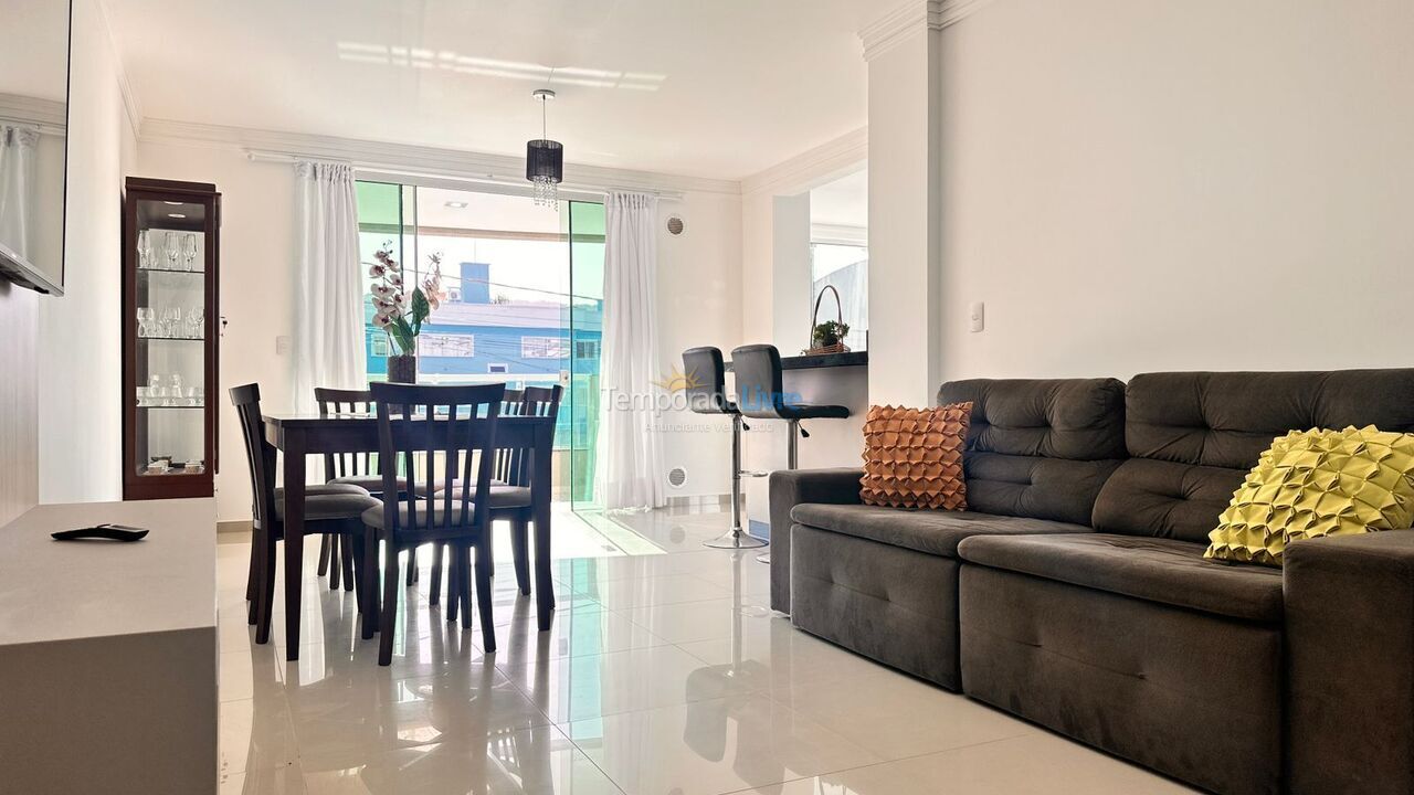 Apartment for vacation rental in Bombinhas (Praia de Bombas)