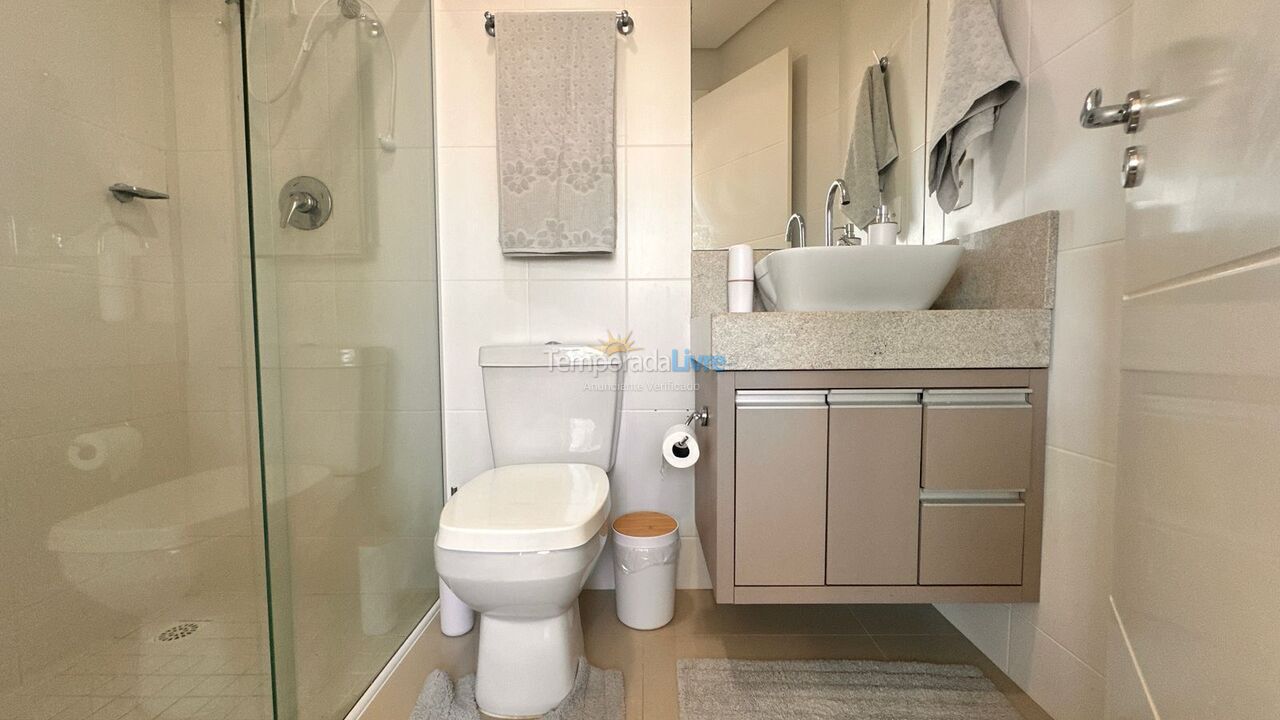 Apartment for vacation rental in Bombinhas (Praia de Bombas)