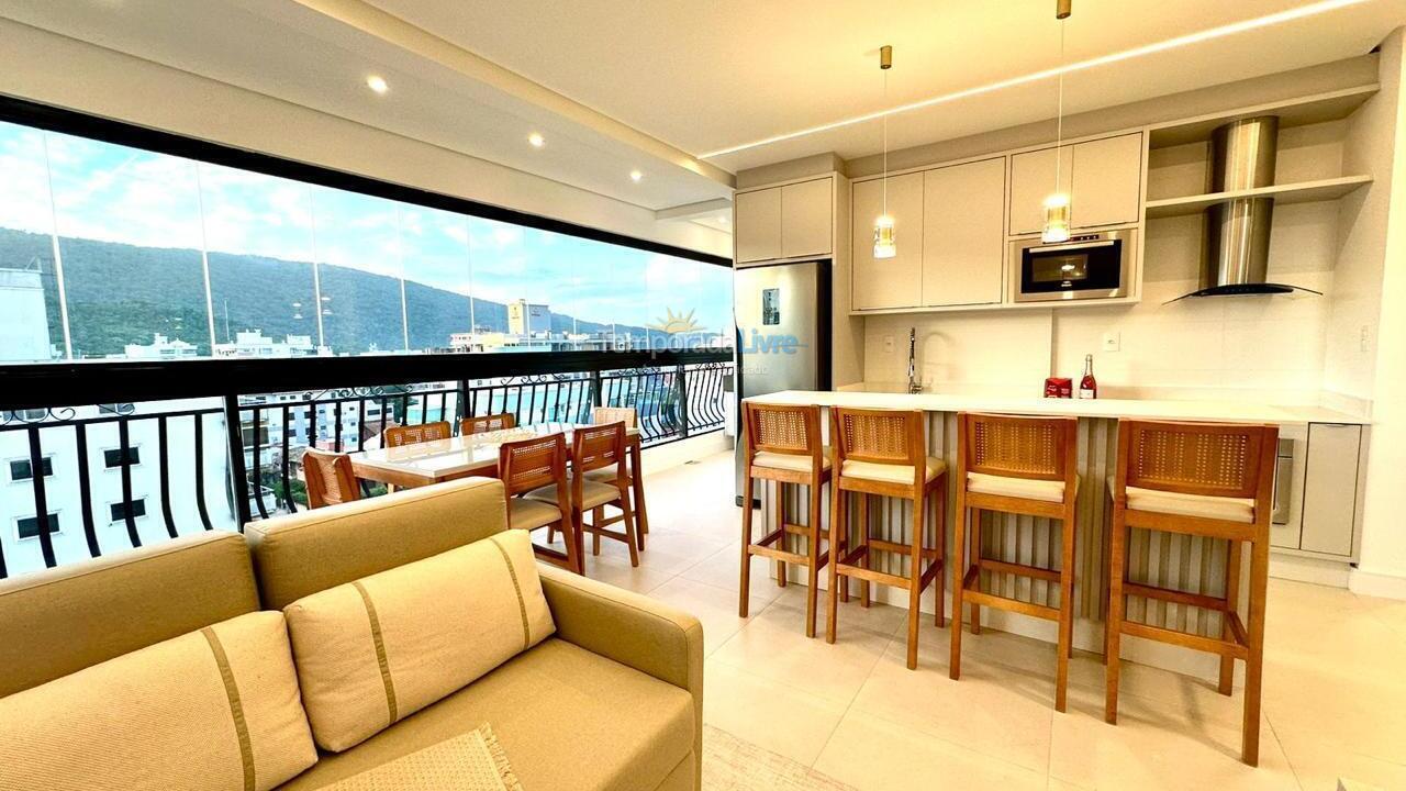 Apartment for vacation rental in Bombinhas (Praia de Bombas)