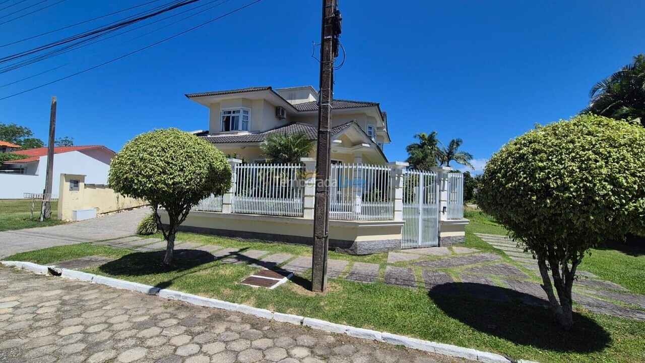 Casa para alquiler de vacaciones em Florianopolis (Jurerê)