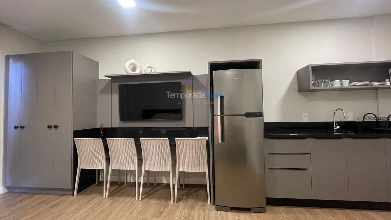 Apartamento para alquiler de vacaciones em Bombinhas (Praia de Bombas)
