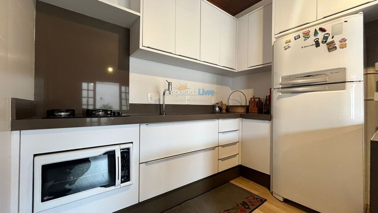 Casa para aluguel de temporada em Bombinhas (Mariscal)