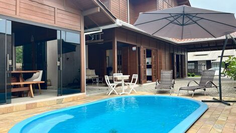 Linda casa na praia de Mariscal para 8 pessoas