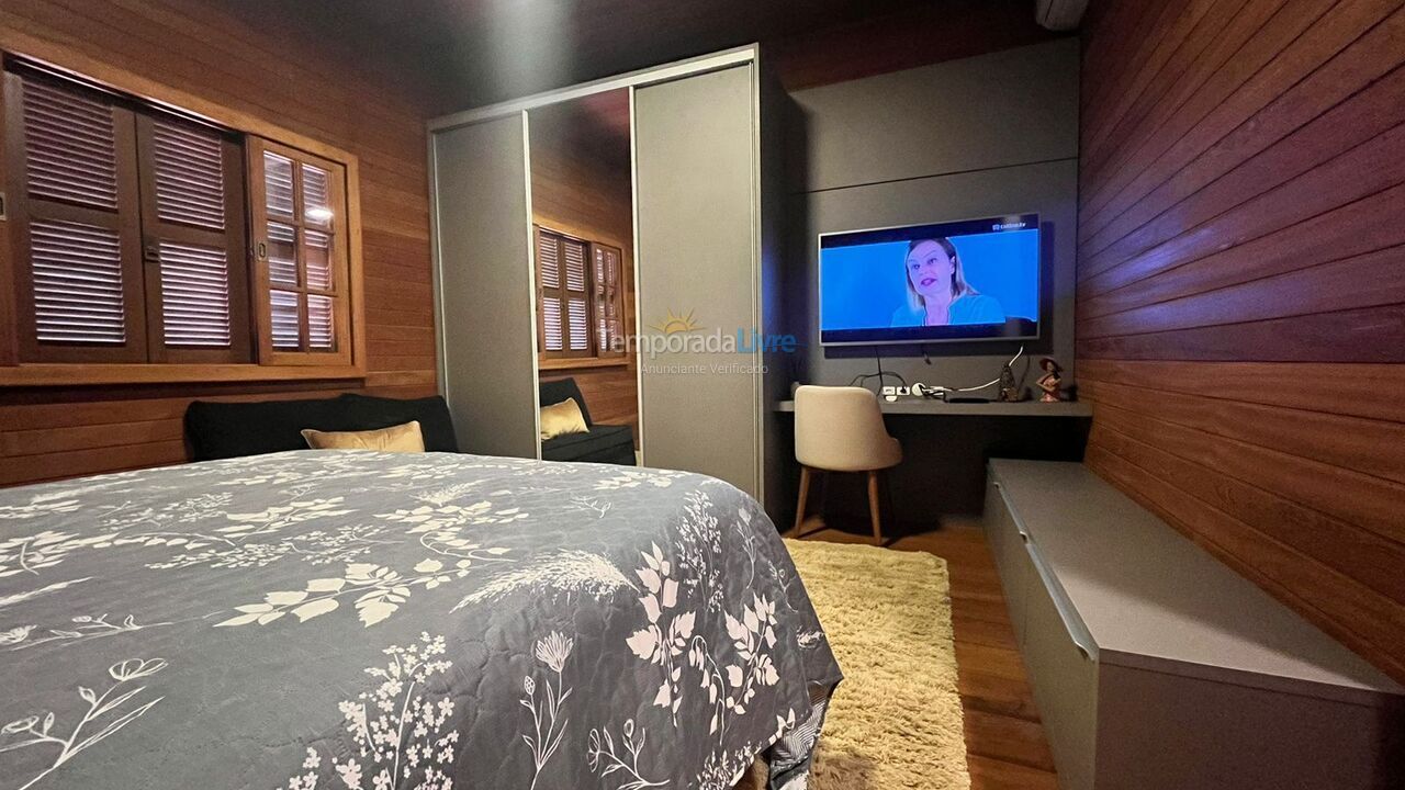 Casa para aluguel de temporada em Bombinhas (Mariscal)