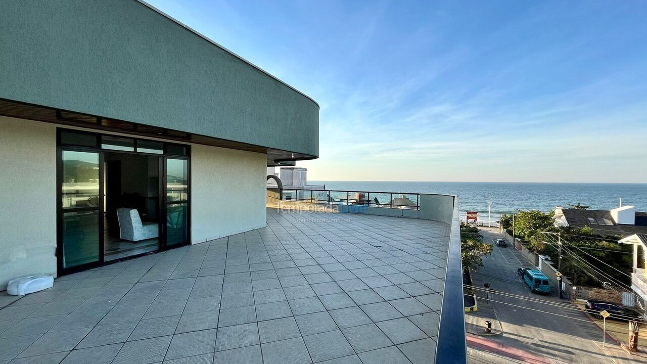 Apartment for vacation rental in Bombinhas (Praia de Bombas)