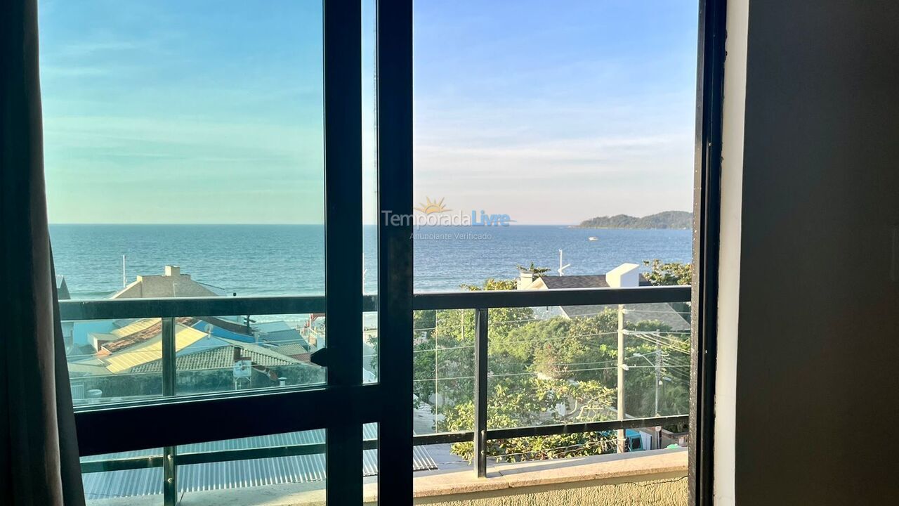 Apartment for vacation rental in Bombinhas (Praia de Bombas)