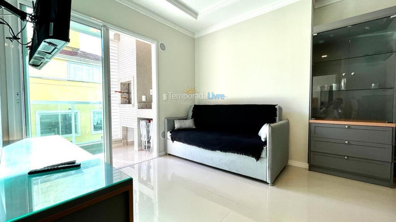 Apartment for vacation rental in Bombinhas (Praia de Bombas)