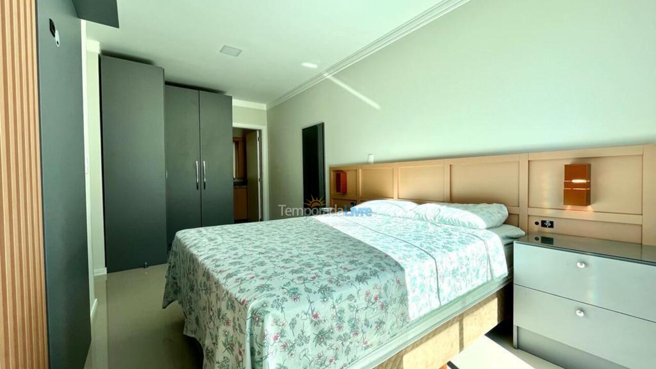 Apartment for vacation rental in Bombinhas (Praia de Bombas)