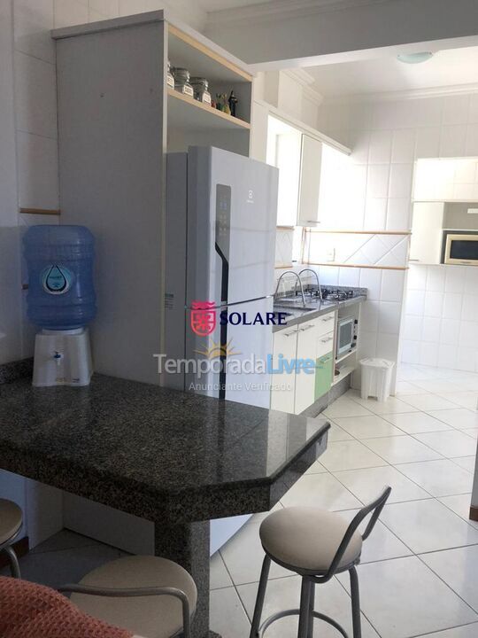 Apartamento para alquiler de vacaciones em Bombinhas (Praia de Bombas)