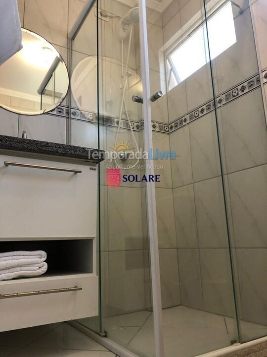 Apartamento para alquiler de vacaciones em Bombinhas (Praia de Bombas)