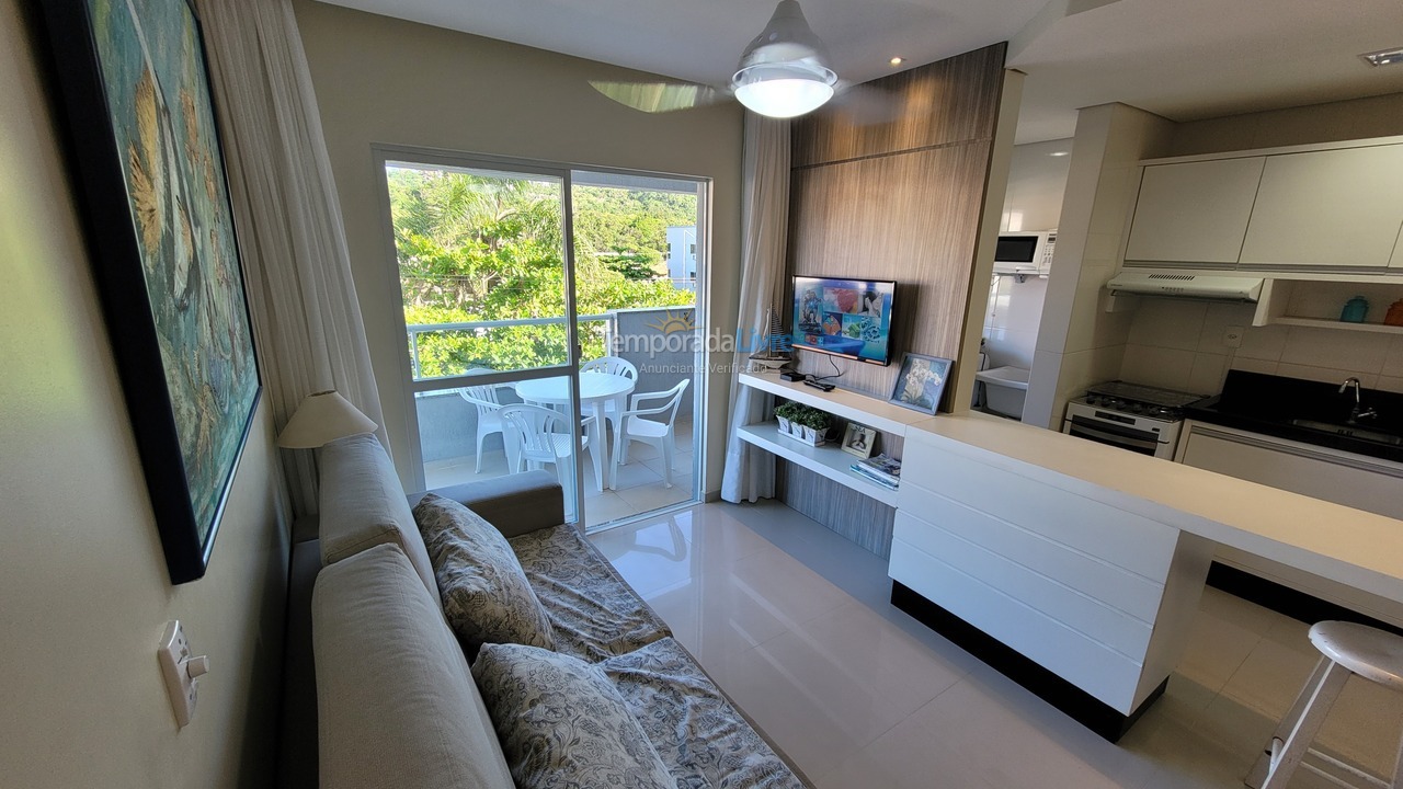 Apartamento para aluguel de temporada em Bombinhas (Praia de Bombas)