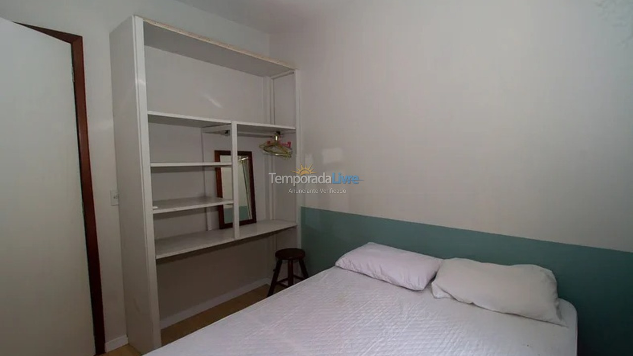 Apartamento para aluguel de temporada em Bombinhas (Praia de Bombas)