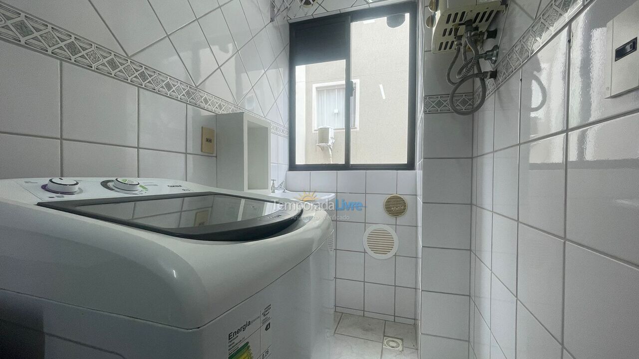 Apartment for vacation rental in Bombinhas (Praia de Bombas)