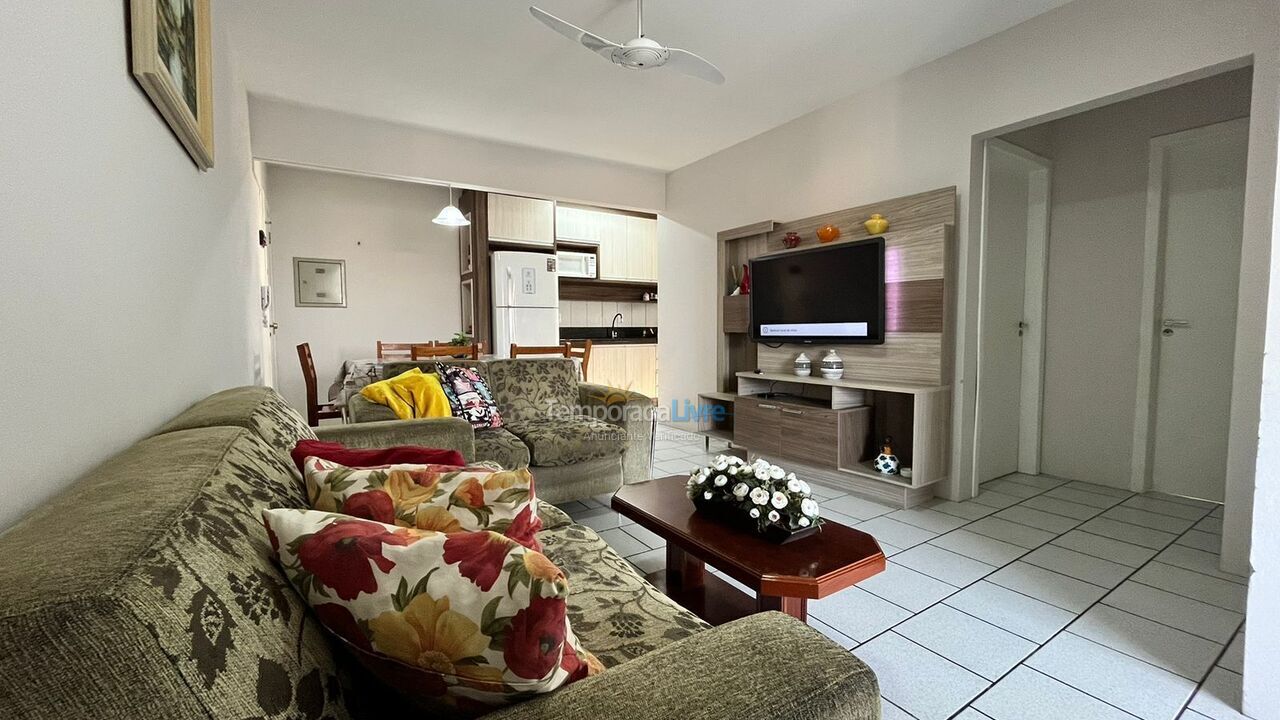 Apartamento para aluguel de temporada em Bombinhas (Praia de Bombas)