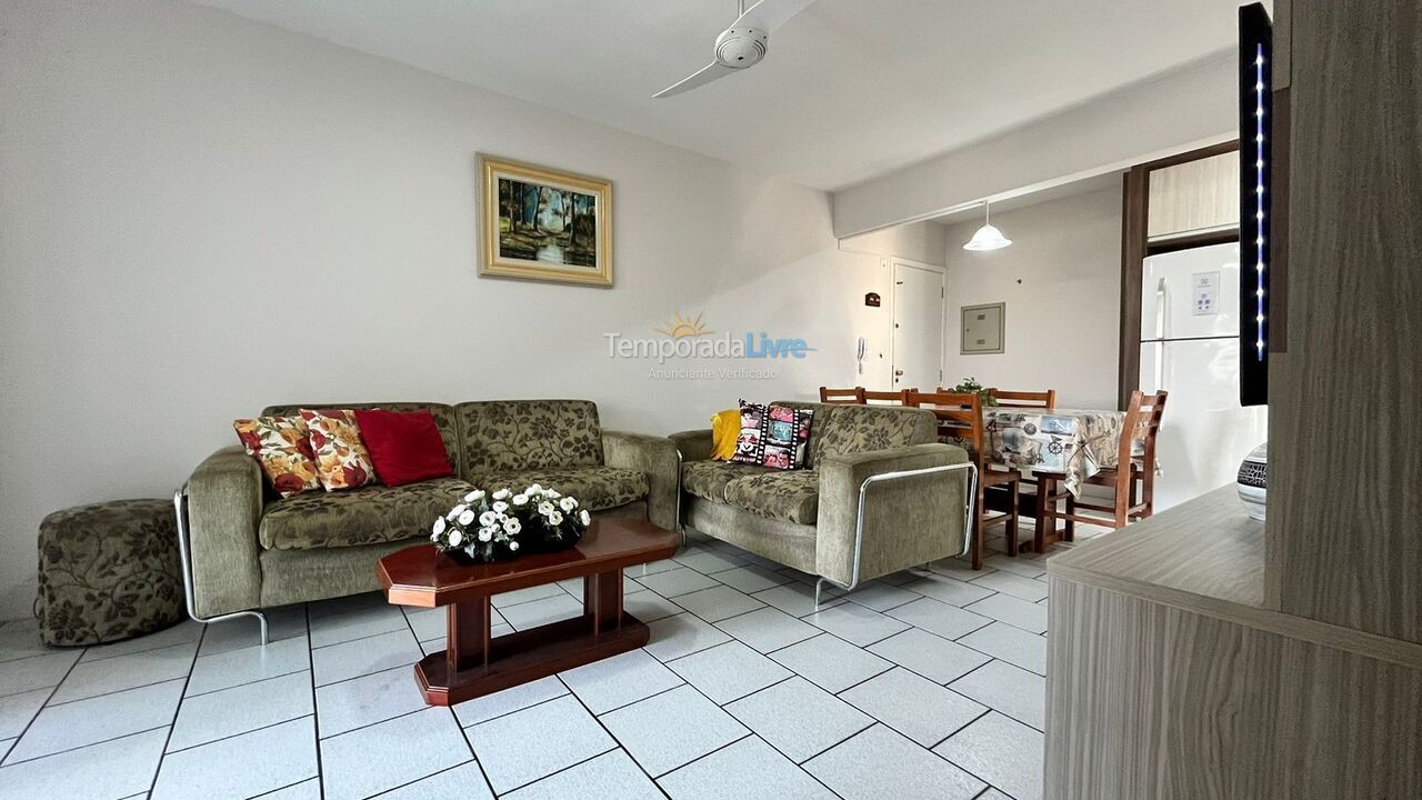 Apartamento para aluguel de temporada em Bombinhas (Praia de Bombas)