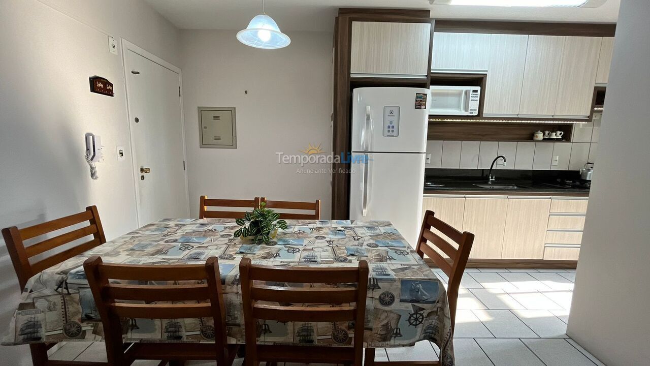 Apartamento para aluguel de temporada em Bombinhas (Praia de Bombas)