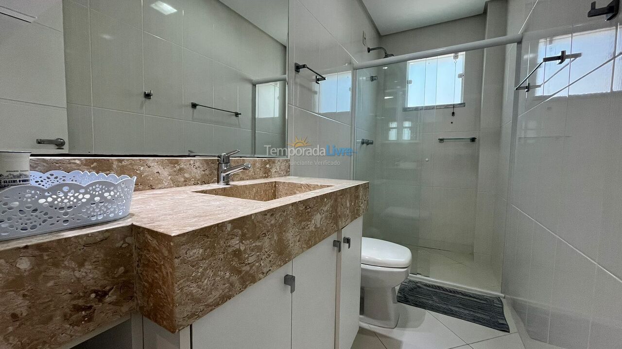 Apartamento para alquiler de vacaciones em Bombinhas (Praia de Bombas)