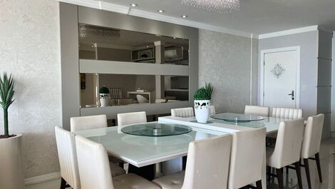 Apto en primera línea de mar en la playa de Bombas