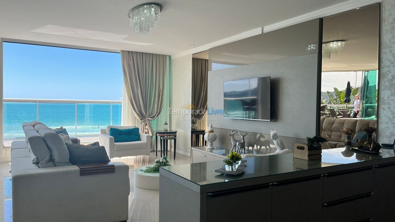 Apartamento para alquiler de vacaciones em Bombinhas (Praia de Bombas)