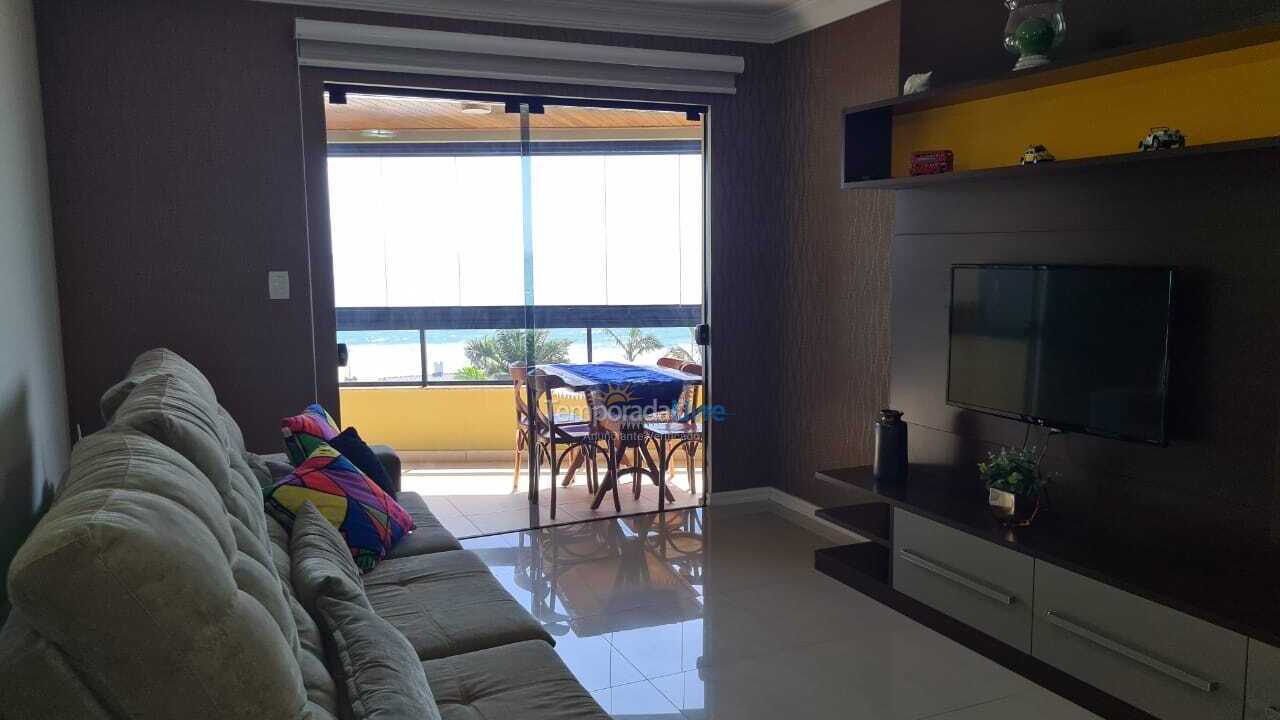 Apartamento para aluguel de temporada em Bombinhas (Praia de Bombas)