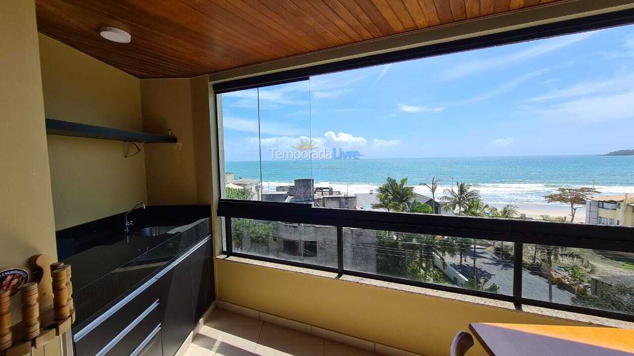Apartamento para aluguel de temporada em Bombinhas (Praia de Bombas)