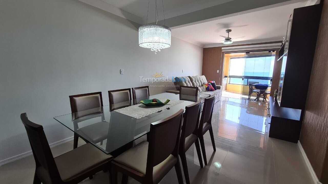 Apartamento para aluguel de temporada em Bombinhas (Praia de Bombas)