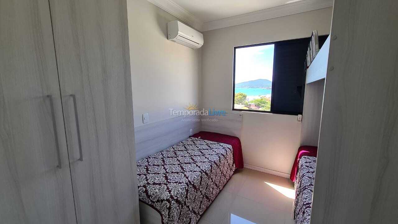 Apartamento para aluguel de temporada em Bombinhas (Praia de Bombas)