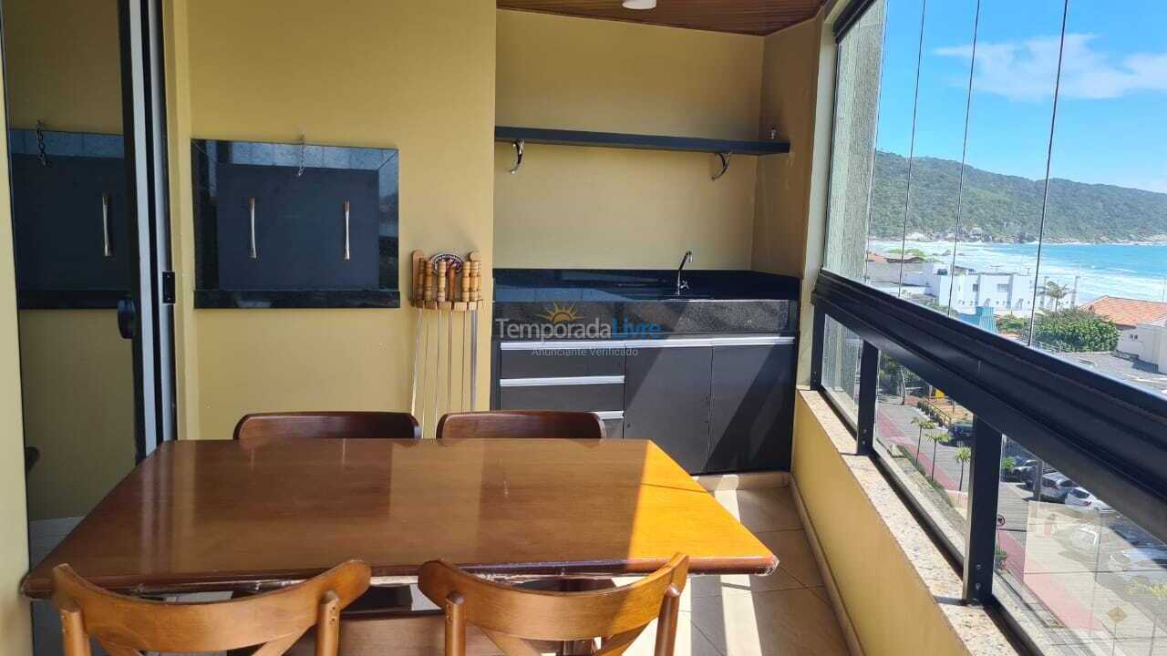 Apartamento para aluguel de temporada em Bombinhas (Praia de Bombas)