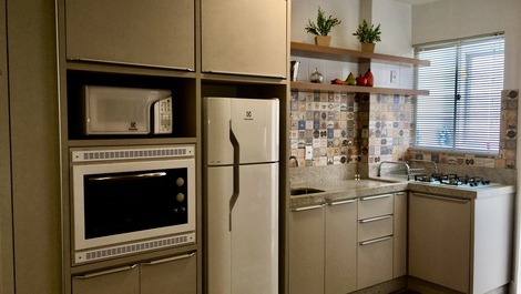 London Apartment / BC Center