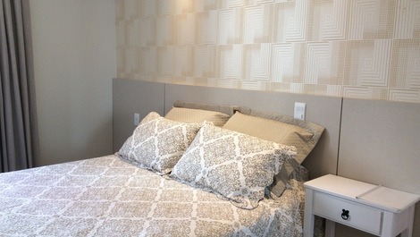 London Apartment / BC Center