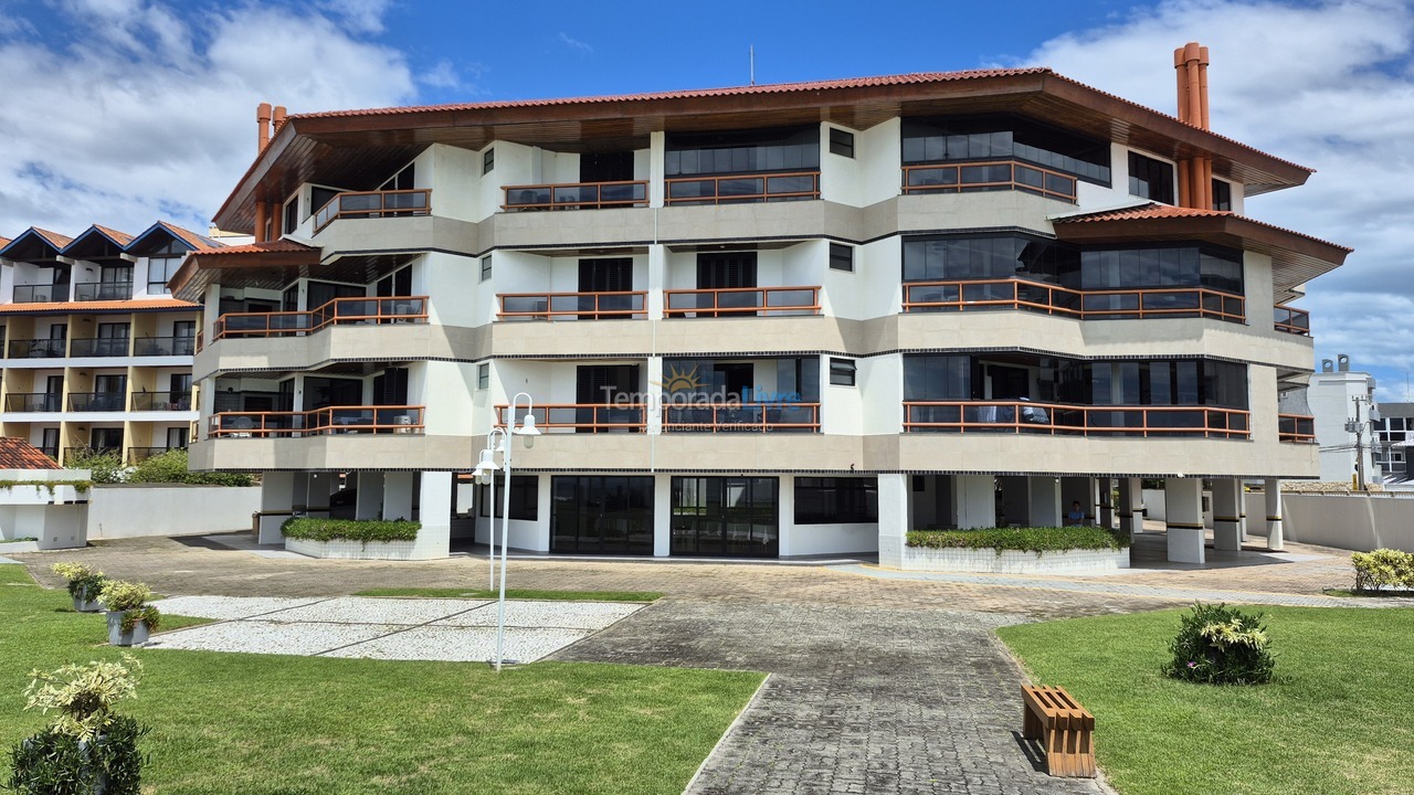 Apartamento para aluguel de temporada em Florianopolis (Praia dos Ingleses)